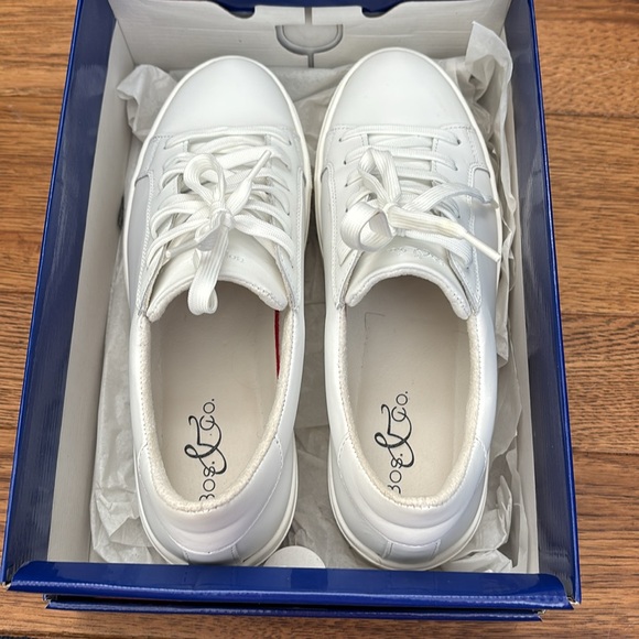 Bos. & Co.
MAYA WHITE LACE-UP TRAINERS size 39 - Picture 3 of 7